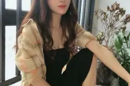 “耍大牌”被富婆贴脸开大口碑下滑是真性情还是低情商？
